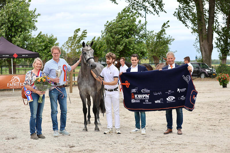 CK Hulten: Chacoon Blue-dochter kampioen springmerries
