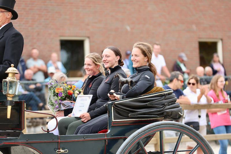 Zeeland Cup uitgereikt aan team van Stal Hexagon