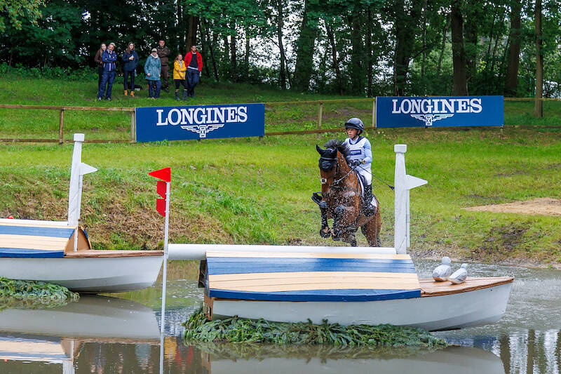 Izilot DHI wint CCI4*-S in Little Downham