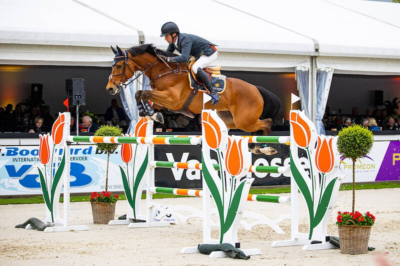 Kaspar R en Harrie Smolders naar brons op NK springen