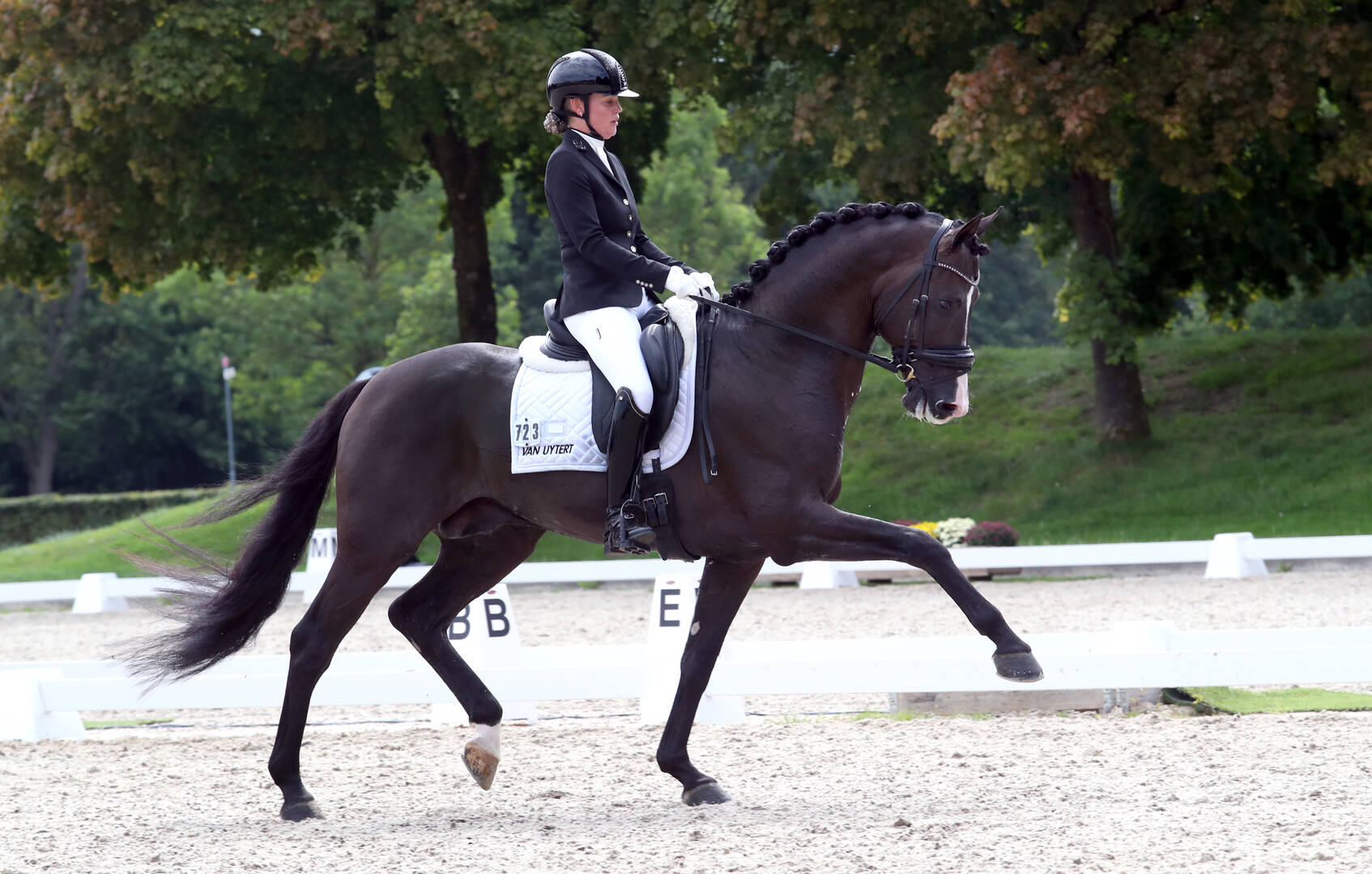 Extreme U.S. meldt zich als titelkandidaat in halve finale Pavo Cup