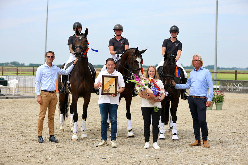 CK Middenbeemster: Edwin en Marieke Lammerse gehuldigd als Noord-Hollandse Fokkers van het Jaar