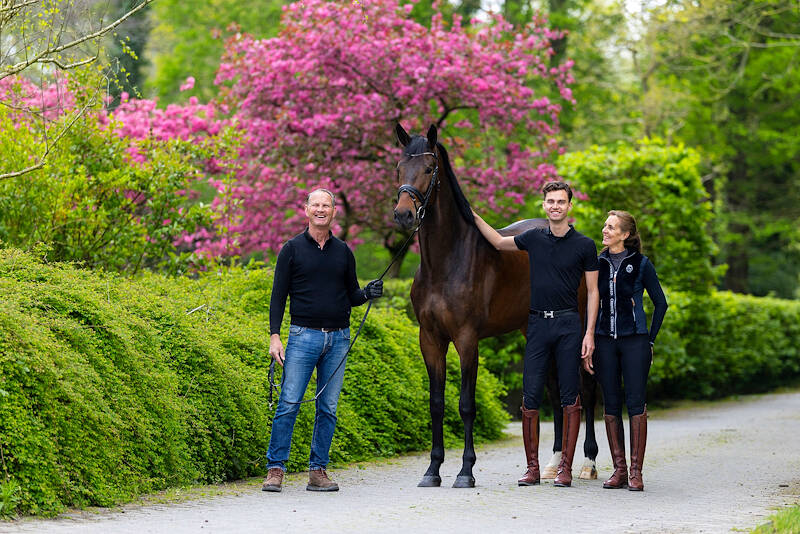 KWPN Magazine | Familie Bernoski: “Sport geeft de meeste informatie”
