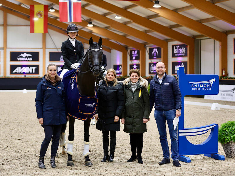 SC Kronenberg: Secret Lover leads M class with top score