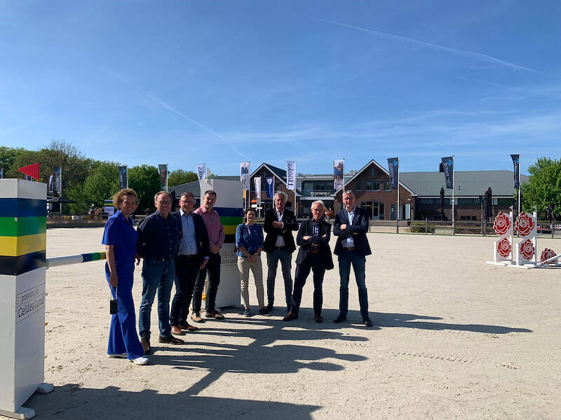 Werkbezoek Provincie Gelderland aan KNHS en KWPN: welzijn centraal